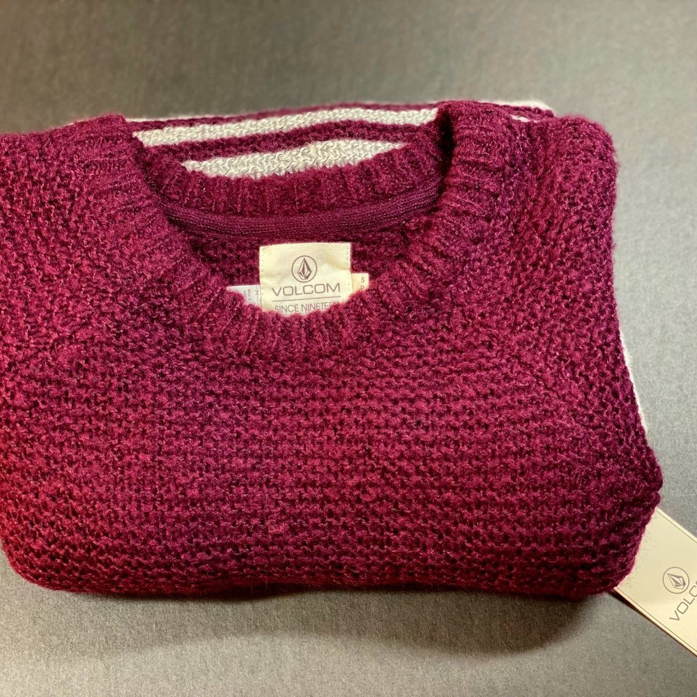 Volcom Sweater - Picture 1 of 8